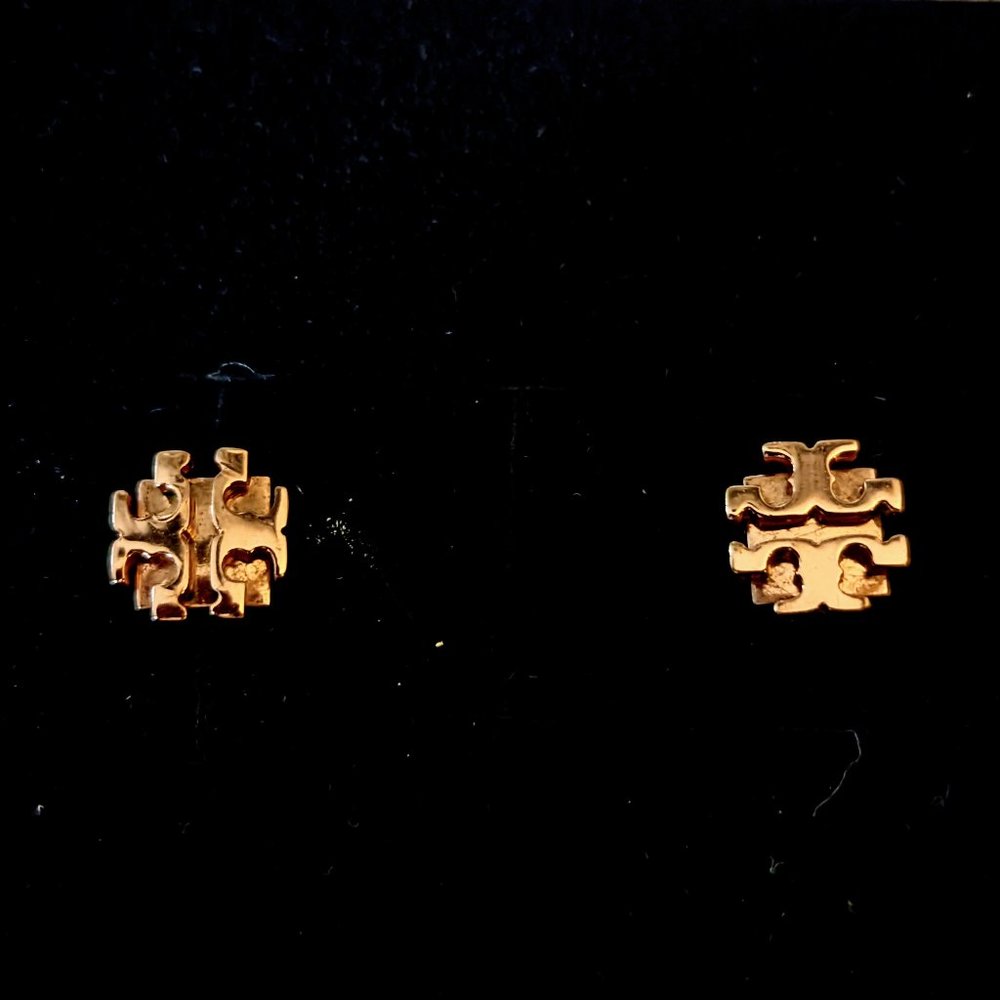 Tory Burch Small T Logo Studs - Rose Gold